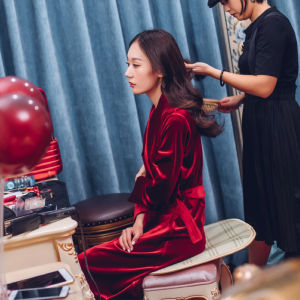 Winter Bridal Gown Long Sleeves Custom Bridesmaid Group Gold Velvet Nightgown Womens Pajamas Womens Wedding Red Thickened Autumn