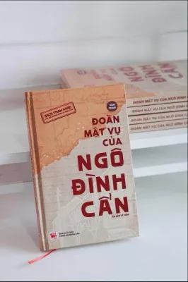 Sách (ấn bản kỷ niệm)- Đoàn mật vụ của NGÔ ĐÌNH CẨN (nhà văn Văn Phan)