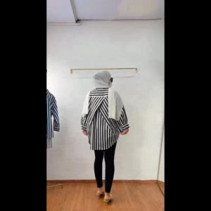 Kemeja Silang Belakang Wanita Motif Salur Bahan Poly Rayon By Azka Collection