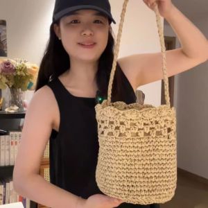 Túi Đeo Vai Rơm Pháp Mùa Hè 2025 Túi Đeo Vai Rơm Rỗng Viền Cắt May Kéo Túi Đeo Vai Rơm Thắt Nút Túi Đeo Vai Rơm Thời Trang Thường Ngày