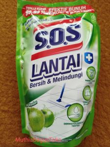 SOS Cairan Pembersih Lantai 700ml Refill