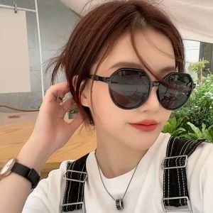 Trào lưu kính râm thon gọn gương mặt 2023 phong cách Retro chụp ảnh đường phố phù hợp mọi gương mặt mã Y21001 - kheshop