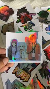 Stiker Hologram sousou no frieren ukuran 8 cm