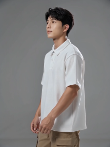 Baleno Mens Top Men 290 Faux Cotton Waffle Short Sleeve POLO 9824202M002 | Waffle Fabric Embossed grid texture natural retro layered sense | Casual outdoor wear with skateboard and headphones