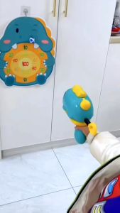Mainan Pistol Bola Dinosaur Untuk Kanak Kanak Permainan Sasaran Melekat Indoor Mainan Lempar Bola Budak Edukasi Interaktif Dinosaur Ball Gun Target Ejection Sticky Ball Dart Board Boy Throw Ball Toys Puzzle 恐龙球球枪标靶弹射粘粘球儿童室内飞镖男孩投掷类球玩具益智宝宝 E451