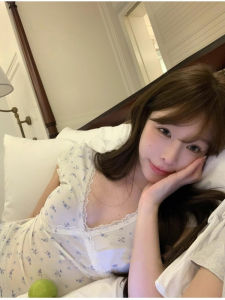 Áo Thun Tay Ngắn Cổ Chữ V in Hình Chú Chó Pure Desire Mùa Hè Cho Nữ Áo Thun Cotton Ôm Vừa Vặn Áo Thun Phong Cách Hàn Quốc