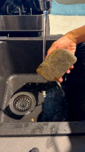 White Magic Scrub+Wipe Sponges
