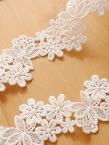 Hand Embroidered Milk Silk Soluble Lace Trim 5.7cm White Daisy Flower Edge Material for Sewing DIY Home Fabric Crafts