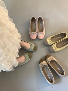 Round Toe Suede Flat Slip-On Shoes