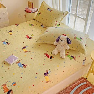 Thick Coral Velvet Bed Canopy Winter Milk Velvet Bed Cover Three-piece Set Mattress Protector Cover Cartoon Polyester Fiber