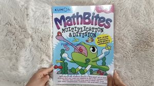 Buku Anak - Kumon - MathBites: Grade 3 Multiplication & Division
