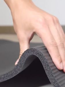 Yoga Mat เสื่อโยคะสำหรับออกกำลังกาย เบาะรองออกกำลังกาย แผ่นรองโยคะ ขนาด183x61cm ยืดหยุ่นดี รุ่น หนา 10 mm เสื่อโยคะ