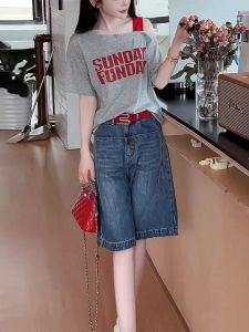 Shalldoer | ชุดสองชิ้นแฟชั่นเกาหลีสำหรับผู้หญิงในช่วงฤดูร้อน คอกลมแขนสั้นพิมพ์ลายตัวอักษร กระโปรงสั้น ชุดเดรสสีพื้นแบบลำลอง