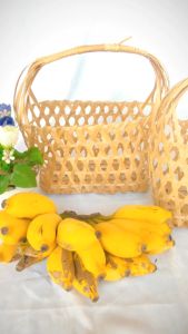 Keranjang bambu anyaman - tas hampers lebaran unik