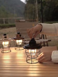 JinSports ไฟแคมป์ปิ้ง ตะเกียงวินเทจ USB ชาร์จ ตะเกียงไฟ LED โคมไฟตั้งแคมป์ COB ตะเกียงคลาสสิค LED โคมไฟฉุกเฉิน กันน้ำระดับ ipx4