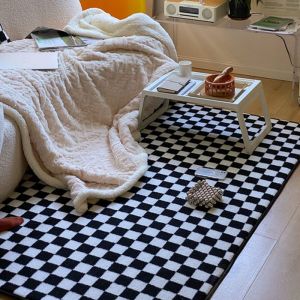 VIKAMA Classic Checkered Flannel Carpet - Water Absorbent and Easy to Clean for Bedroom and Living Room Floor Mat - Home Decor