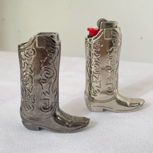 Creative Personalized Metal Lighter Case with Engraved Patterns for BIC J5 J25 New Mens Minimalist Style Boot Design