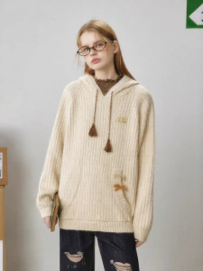 unifree | Retro Hooded Knit Sweater for Women Loose and Fashionable