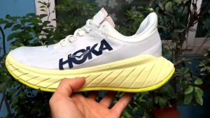 HOKA - Giày chạy bộ Hoka carbon x 1 màu  cho cả nam nữ - PB270