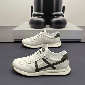 Breathable Top Layer Cowhide Mens Casual Sneakers Fashionable White Shoes Sporty Comfortable Flat Heel round Toe Rubber Sole