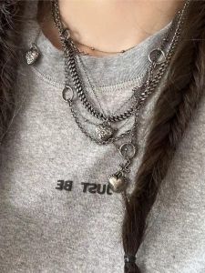 Sweden Niche Designer Retro Heart Multi-Layer Metal Necklace Carved Peach Heart Choker Necklace Twin