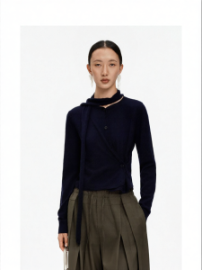 Warm New Fall Season Knit Sweater with Scarf Collar
