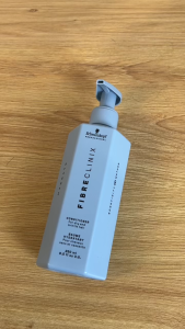 Schwarzkopf Fiber Clinix Hydrate Hair Conditioner 250ml For dry & brittle hair