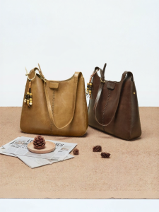 Josiny | Vintage Commuter Crossbody Bag
