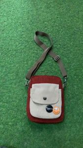 Tapaxco Tas Slempang Pria Danito Tas Selempang Laki Laki Local Brand Korduroi Free 2 Pin Random