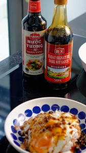 Nước tương Haday Nhãn Vàng 500ml - làm từ đậu nành không biến đổi gen