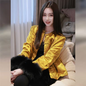 New Chinese Style Yellow Embroidered Button up Jacket Womens Winter High End Tang Costume Young Style Top round Neck Long Sleeve