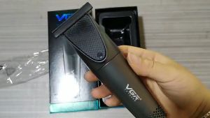 NEW ARRIVAL VGR V-925 PROFESSIONAL HAIR TRIMMER Fast Sipping