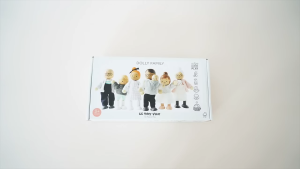 Le Toy Van Wooden Dolls House Family