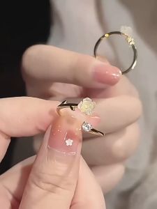 Muse Harbor  แหวนดอกไม้สไตล์แบบญี่ปุ่นและเกาหลีดีไซน์สวยอ่อนหวานสำหรับผู้หญิงปรับได้