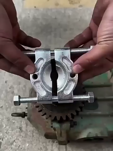 Flyman Bearing Separator Set/Bearing Puller Set Heavy Duty Bearing Separator Puller Set Size 4 FLYMAN U.S.A