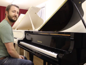 YAMAHA MUSIC ORIGINAL QUALITY GC-1 PE JAPAN MADE GRAND ACOUSTIC PIANO STUDENT FOR HOME DECO PRACTICE