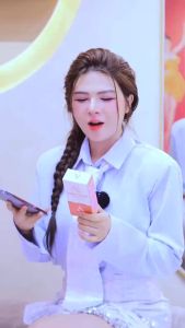 Kem chống nắng chữa lành angelux - Căng Bóng Nâng Tone Kiềm Dầu SPF 50+ - Hàng Chính Hãng