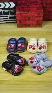 AKIRA Soft Comfy Breathable Clogs Spider Design Summer Shoes Clogs for kids CLOSS.PH Soft Comfy Breathable Clogs Spider Design Summer Shoes Clogs for kids