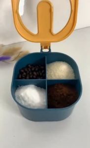 Tempat Untuk Bumbu Dapur 4 Sekat Free Sendok Wadah Kotak Toples Penyimpanan Garam Gula 4IN1 Season Box Praktis Kitchen