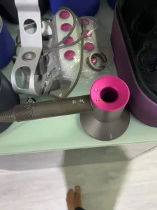 loa sấy khuếch tán Dyson Supersonic™ (Đen/Xám) (hàng zin)