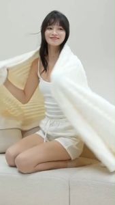 140cm Oversized Bath Sheets Towels Not Prone for Bathroom Plush Super Soft Absorbent Coral Fleece Shower Towels Easy to Wash