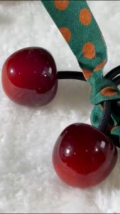 ยางรัดผมลูกเชอร์รี่ สุดเก๋ ยางรัดผมสไตล์เกาหลี น่ารัก มินิมอล มินิใจ เพื่อปรับปรุงรูปลักษณ์ฟิลเลอร์ ทุกลุค ทุกสไตล์การแต่งกาย เครื่องประดับศีรษะ เครื่องประดับผมน่ารัก