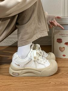 Autumn Thick Bottom Sneakers Womens Chic Bread Shoe Versatile Low Cut Cross Buckle Sporty Trendy Canvas Shoes round Toe