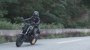 Telesin iPhone 15 Pro Max MagSafe Magnetic Bicycle/Motorcycle Handlebar Bracket Mount with Phone Case P3-MPH-02