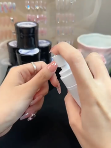 Xịt tháo móng giả Yosi 100ml - Nước tháo móng up bằng base gel và keo không nóng móng