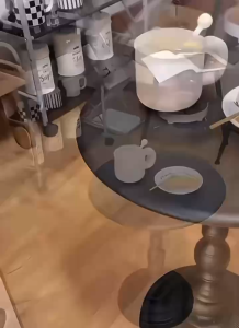 โต๊ะข้างเตียงสไตล์มินิมอล โต๊ะกาแฟเหล็กวินเทจขนาดเล็กสำหรับระเบียง