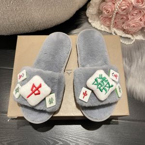 Comfortable Plush Slip-On Slippers Womens Flat Bottom Casual Slipper Spring Summer Breathable Cotton Slippers Fashionable Mules