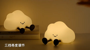 🔥[Ready Stock] Cute Cloud Silicone Night Light Soft Glow USB Rechargeable Bedside Lamp Lampu Tidur Malam 小夜灯