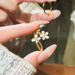 Gold Micro-Set Five-Petal Flower Open Ring Womens Unique Design 2025 New Trend Luxury Sensation Finger Ring Jewelry