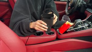 Car Organizer Kentang Goreng Cup Holder Tempat Penyimpanan Mobil